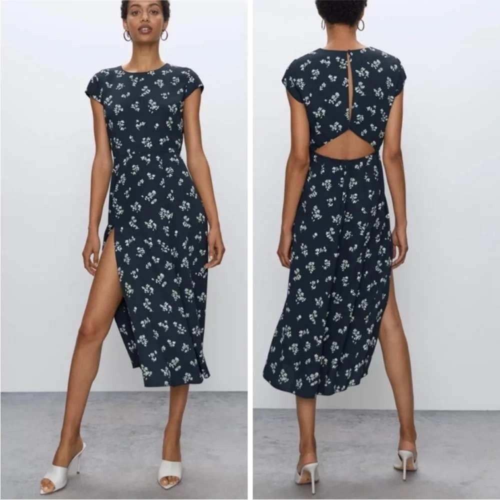 Babaton Hamptons Dress 2 Navy Floral‎ Open Back Cutout Midi Dress